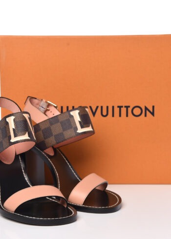 Louis Vuitton ebene passenger heels / www.notyourregularcloset.com