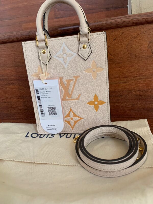 Louis Vuitton by the pool